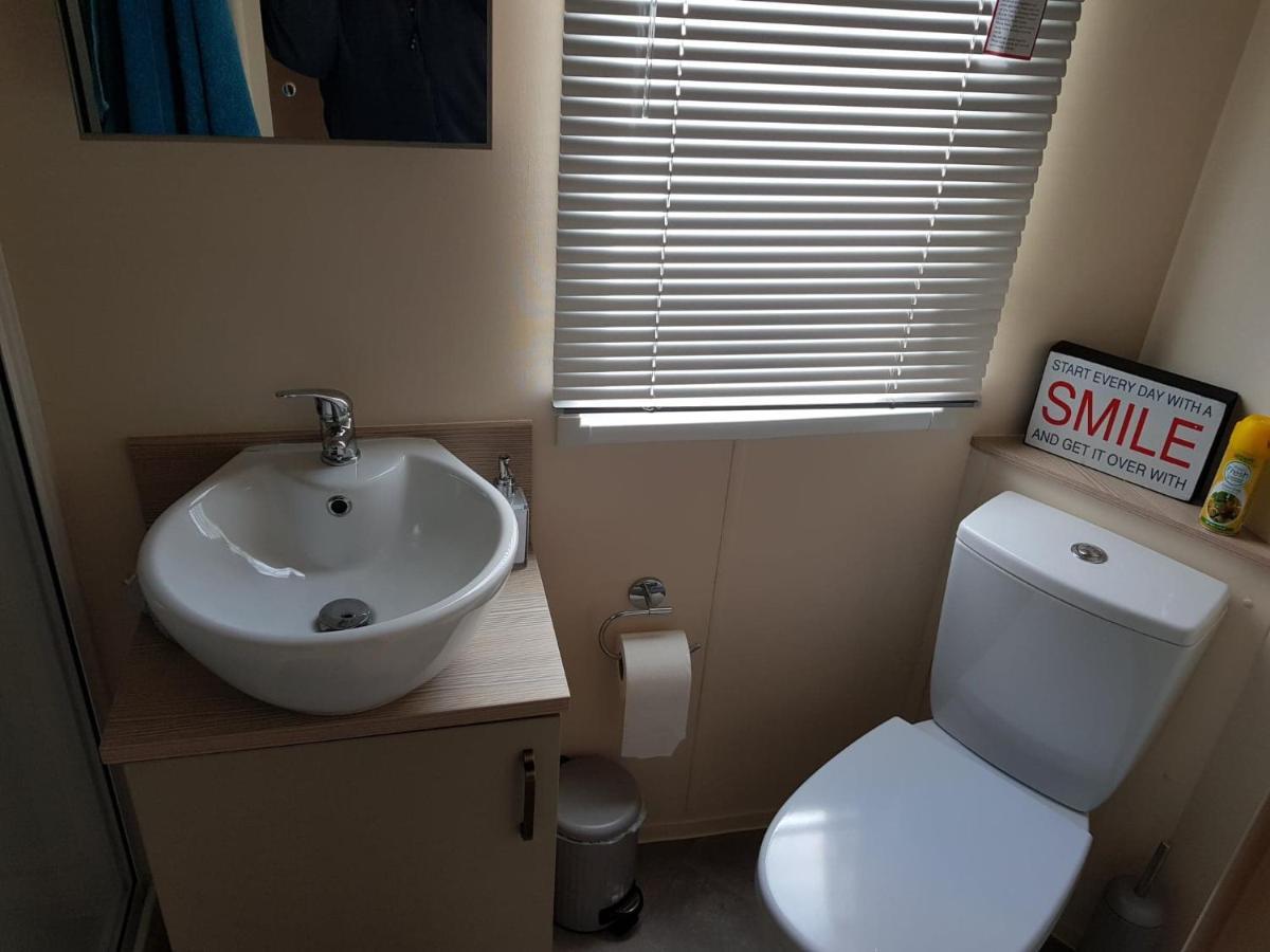 6 Berth Deluxe Caravan Palm Grove 42 Chapel Saint Leonards Luaran gambar